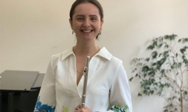 Prof. Lan Qyqalla, TAKIM ME FLAUTISTEN E RE YLLKA SIMNICA