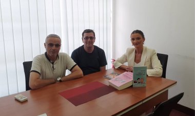 TAKIM FRYTDHËNËS PËR LIBRIN SHQIP NË KOSOVËN LINDORE