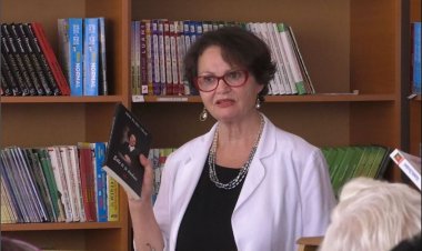 Nezi Plaku Velaj - KURSEJE TË LUTEM FJALËN!