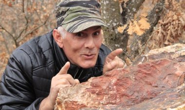 PORTRET ARTISTI - Ganimet Bytyqi