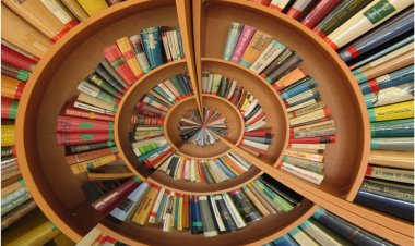 Par Cloé Przyluski - SILLENI POEZINË NË JETËN TUAJ