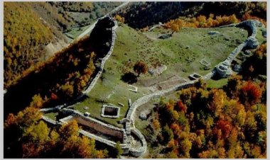 TUTINI I SANXHAKUT ËSHTË VENDSTREHIMI I MBRETËRESHËS TEUTË?