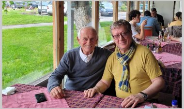 Gani Bytyçi - POETI E SHTRYDH QIELLIN PËR NJË GRUSHT SHI