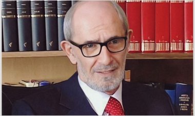 Rexhep Qosja - BUKURIA E URTËSISË