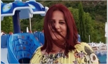 Valbona Kolaveri - Cikël poetik