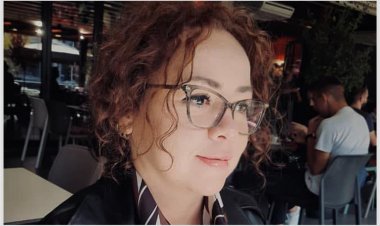 Fjolla Muhaxhiri Agusholli - E NDALA DHIMBJEN QË MË THERRI