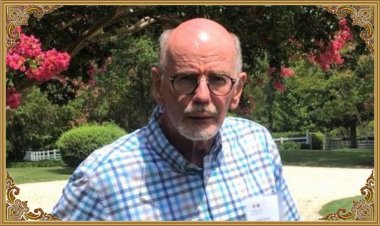 Irma Kurti, intervistë me poetin amerikan Hiram Larew