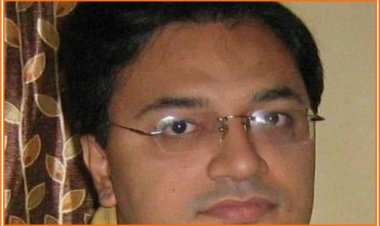 Poem by Shaswata Gangopadhyay (Prepared Angela Kosta)