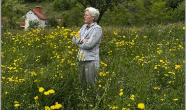 Ymrije Beqiri (poezi)