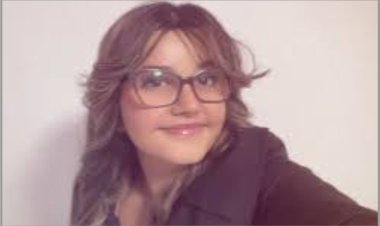 Enita Gashi, Biografia dhe Cikël poetik. Përgatiti: Abdullah Troshupa