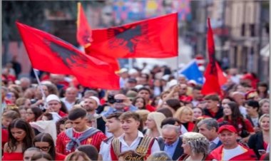 Shpalosja e traditave shqiptare ne Astit në Piemonte të Italisë