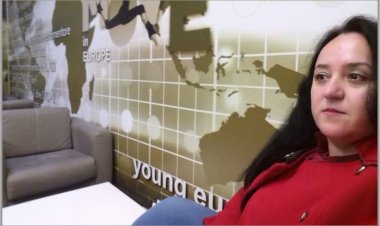 Vjollca Aliu - Poezi