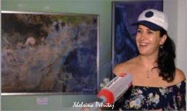 Xhelsina Petritaj hapi ekspozitën e saj të dytë personale
