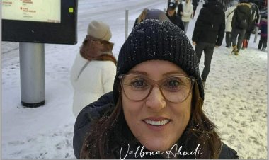 Valbona Ahmeti - poezi