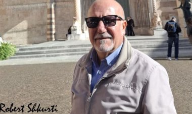 Robert Shkurti - Storia